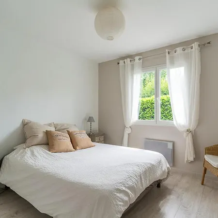 Maison A Avec Piscine, 4 Personnes, Proche Lac, Activites A Proximite - Fr-1-50-102 Σπίτι διακοπών